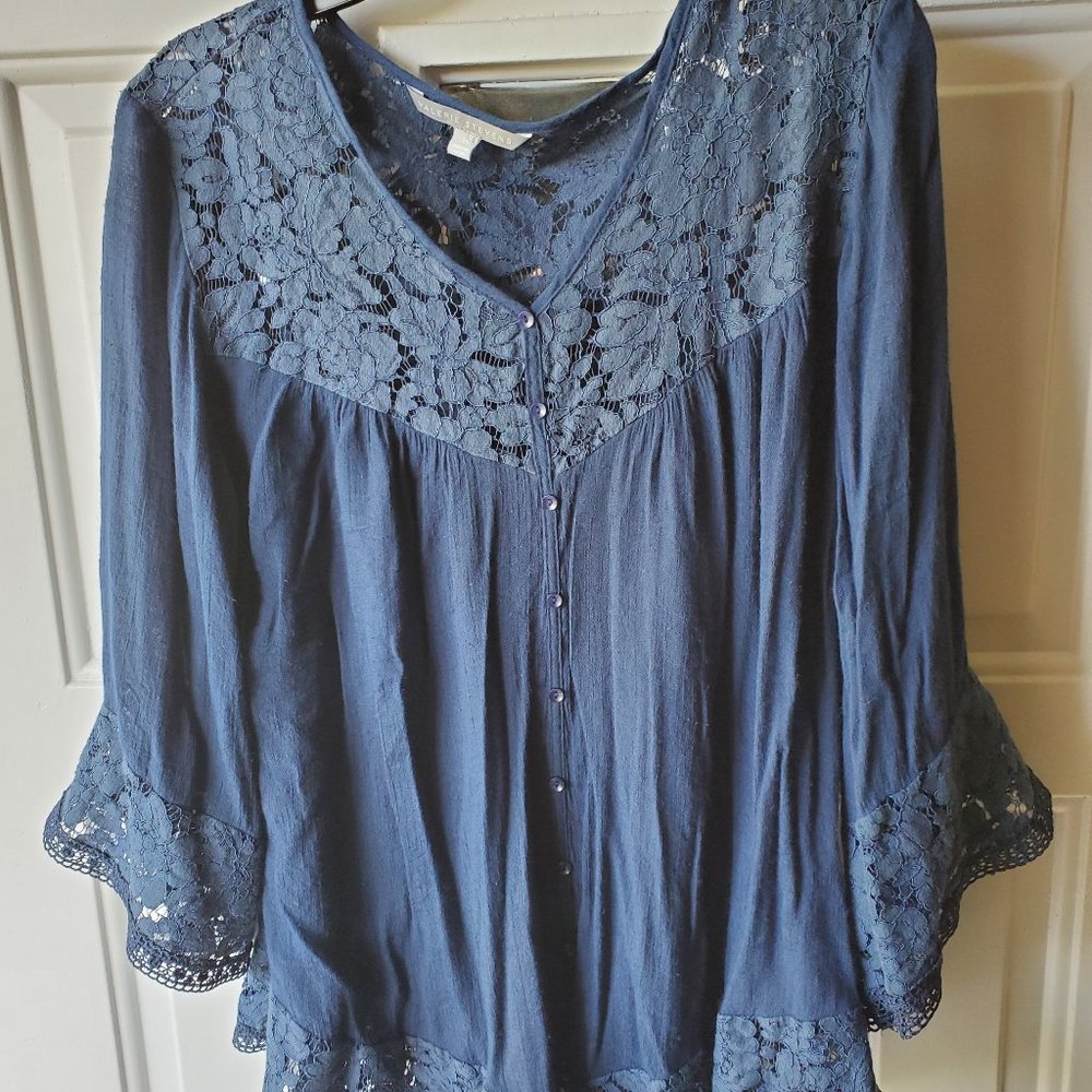 Women's Valerie Stevens Blue Lace Blouse - Size 2X